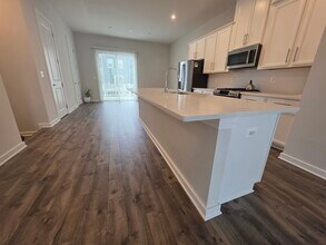 1717 Autumn Maple Leaf Dr in Dumfries, VA - Building Photo - Building Photo