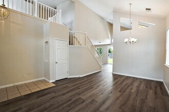 9437 Red Spruce Way in Elk Grove, CA - Building Photo - Building Photo