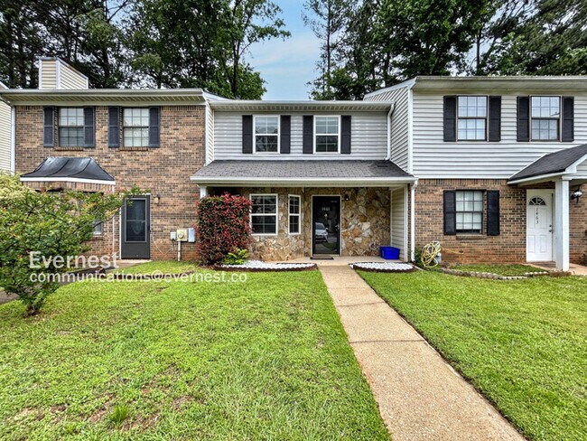 1461 Springleaf Cir SE in Smyrna, GA - Building Photo - Building Photo