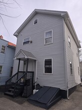 547 Harral Ave in Bridgeport, CT - Building Photo - Building Photo