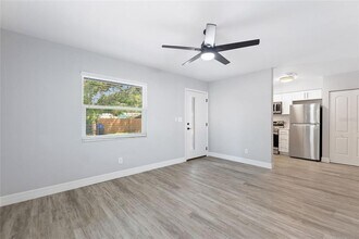 5122 24th Ave S in Gulfport, FL - Building Photo - Building Photo