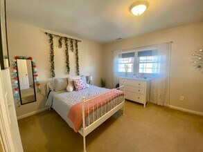 154 Pius St in Pittsburgh, PA - Building Photo - Building Photo