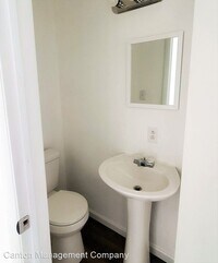 2120 Division St photo'