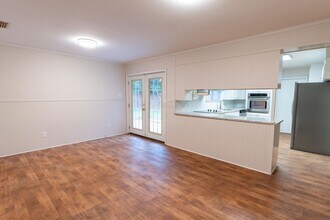 513 Yolanda Ln in Shreveport, LA - Building Photo - Building Photo