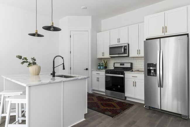property at 2308 Lloyd Ave