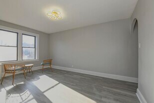 901 Grand Ave in North Bergen, NJ - Building Photo