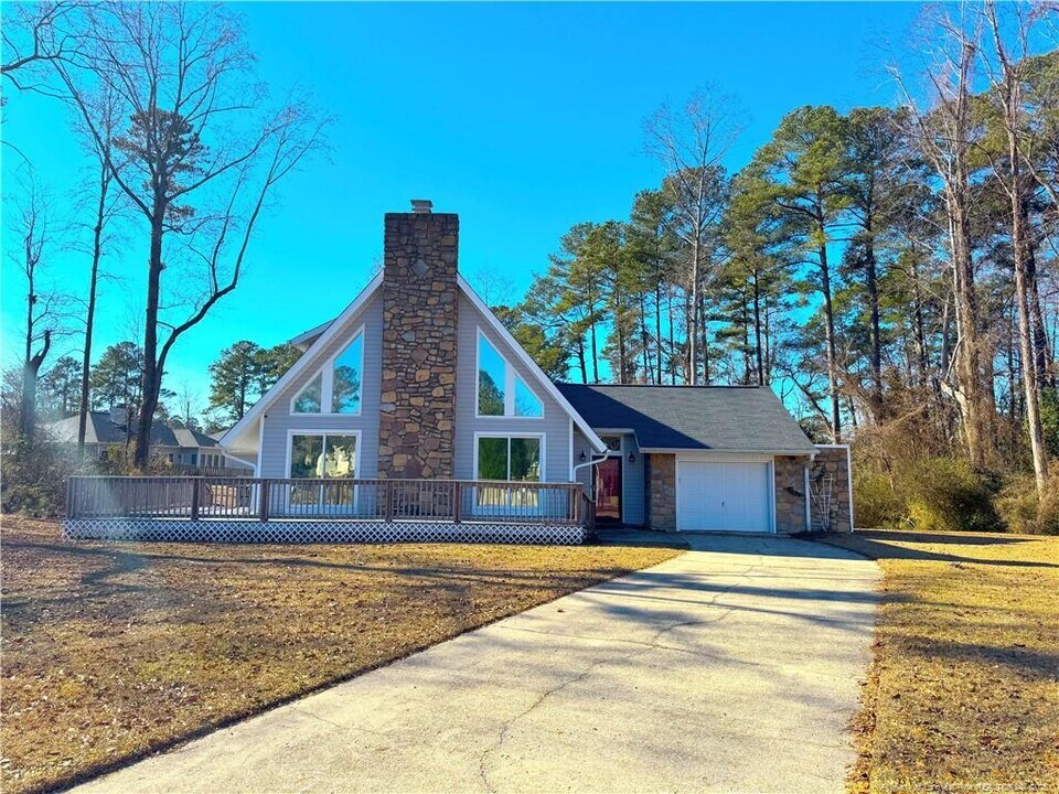 311 Broomfield Ct in Fayetteville, NC - Building Photo