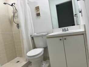 7510 SW 152nd Ave in Miami, FL - Building Photo - Building Photo