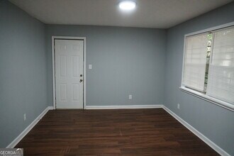 5637 Attucks Blvd in Morrow, GA - Building Photo - Building Photo