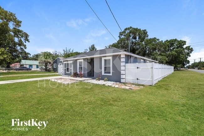 3601 N Whittier St in Tampa, FL - Foto de edificio - Building Photo