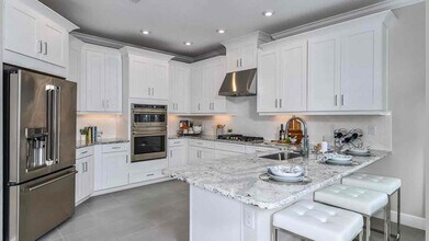 9133 Night Skye Ave in Sarasota, FL - Building Photo - Building Photo