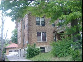 230 Rockdale Ave in Cincinnati, OH - Building Photo - Building Photo