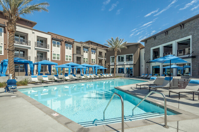 The Core Natomas in Sacramento, CA - Foto de edificio - Building Photo