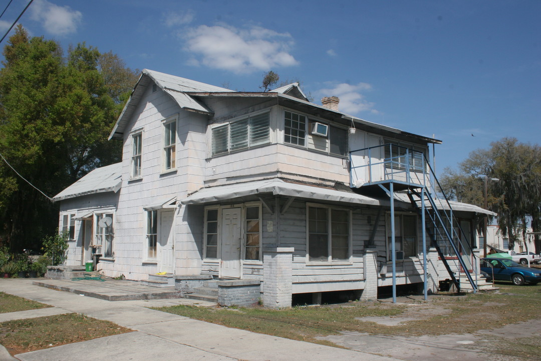 104 N Walker St in Plant City, FL - Building Photo