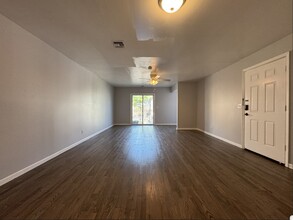458 Bergen Ave, Unit 3 in Jersey City, NJ - Building Photo - Building Photo