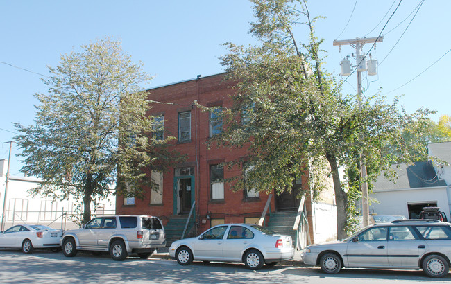 140 Quail St in Albany, NY - Building Photo - Building Photo