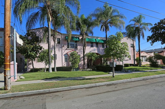 703-705 E Garfield Ave in Glendale, CA - Building Photo - Building Photo