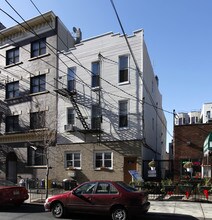 504 Jefferson St in Hoboken, NJ - Building Photo - Building Photo