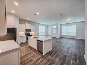 3068 Sunmoon Ln in Katy, TX - Foto de edificio - Building Photo