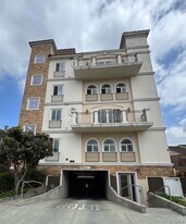 11501 Hatteras St in Los Angeles, CA - Building Photo