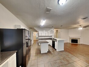 21027 Deauville Dr in Spring, TX - Building Photo - Building Photo