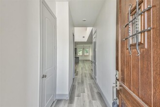 18 Jarvis Row Cir in The Woodlands, TX - Building Photo - Building Photo