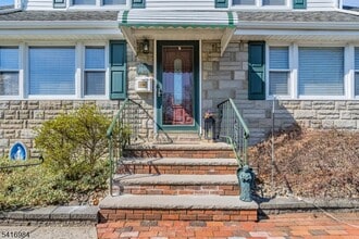 69 N 12th Ave in Manville, NJ - Building Photo - Building Photo