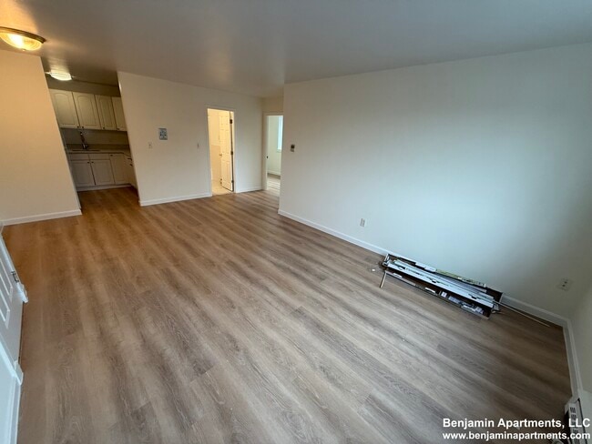 18 Embassy Rd, Unit 37 in Boston, MA - Building Photo - Building Photo