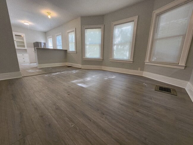 268 Ashland Ave in Buffalo, NY - Building Photo - Building Photo