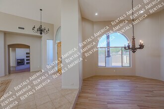 14731 E Dixileta Dr in Scottsdale, AZ - Building Photo - Building Photo