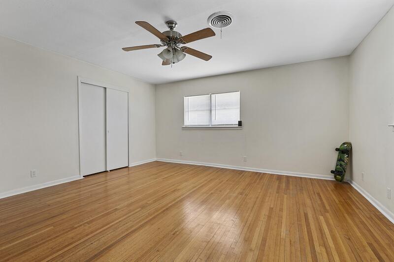 5900 Wessex Ave Photo