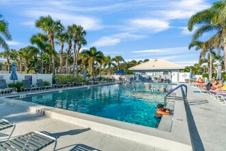 433 Cerromar Ln, Unit 441 in Venice, FL - Building Photo - Building Photo