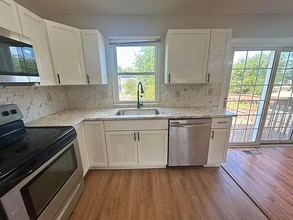 1401 Beetree St in Galloway, OH - Building Photo - Building Photo