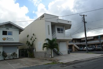 2106 Young St in Honolulu, HI - Building Photo - Building Photo