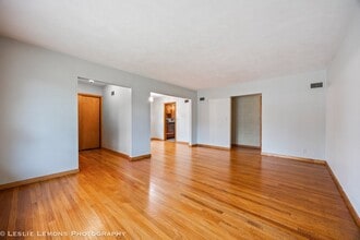 815 N Ellsworth St in Naperville, IL - Building Photo - Building Photo