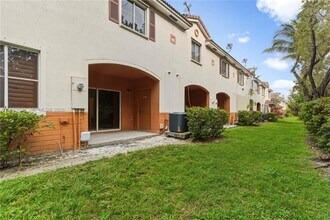 17331 NW 7th Ave in Miami, FL - Building Photo - Building Photo