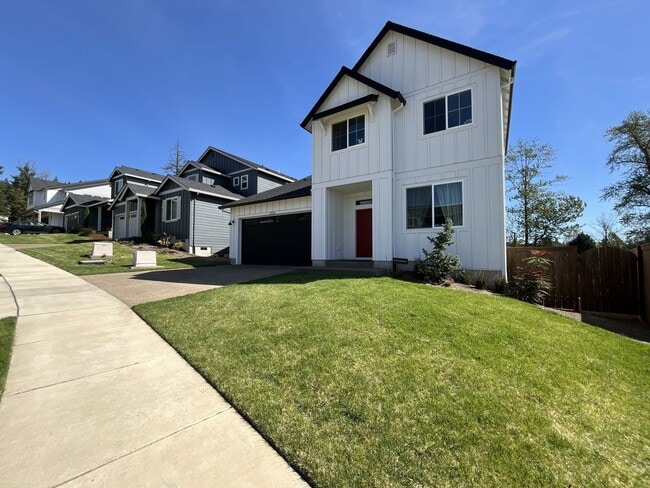 12080 SW Songlark Ter in Beaverton, OR - Building Photo - Building Photo