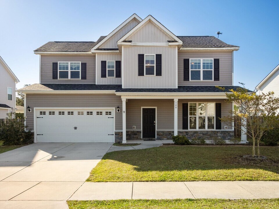 140 Poplar Branch Way in Hampstead, NC - Building Photo