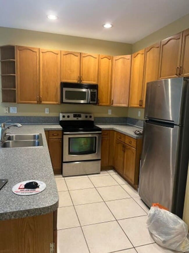 property at 4434 Lake Lucerne Cir