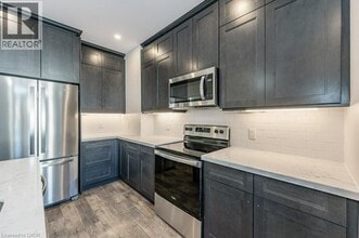 153 Wentworth Ave in Kitchener, ON - Building Photo - Building Photo