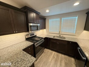 2004 S 62nd Ave. in Yakima, WA - Building Photo - Building Photo