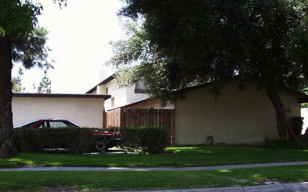 289 Stillman Ave in Upland, CA - Building Photo - Building Photo