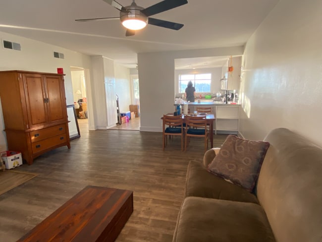 property at 625 S Fig St