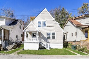 104 Blackburn Ave in Covington, KY - Building Photo