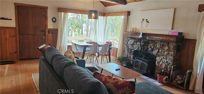 54095 S Circle Dr in Idyllwild, CA - Foto de edificio - Building Photo