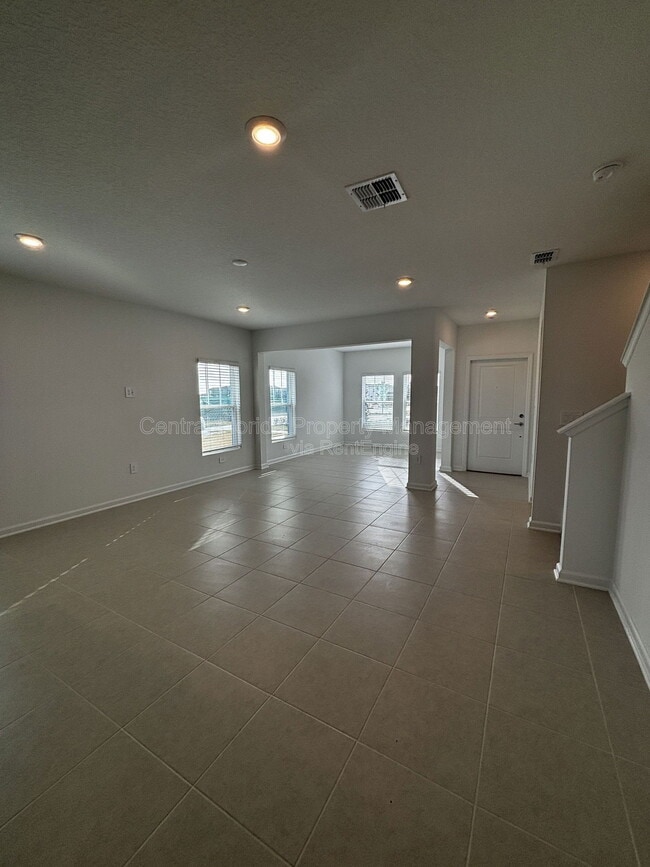 7330 Summer Ivy Aly in Orlando, FL - Building Photo - Building Photo