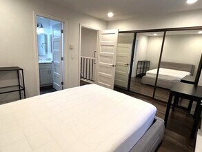 870 Fremont St, Unit 203 in Santa Clara, CA - Building Photo - Building Photo