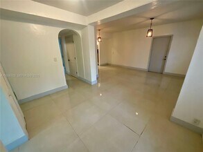 1612 NE 2nd Ct in Fort Lauderdale, FL - Building Photo - Building Photo