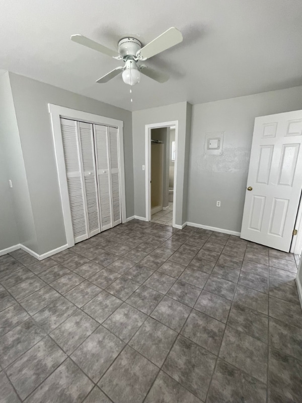 1100-1190 Neptune Dr, Unit 1124 in Ruskin, FL - Foto de edificio - Building Photo