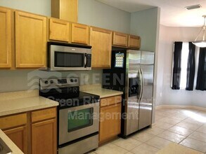 5663 Greenland Rd in Jacksonville, FL - Building Photo - Building Photo